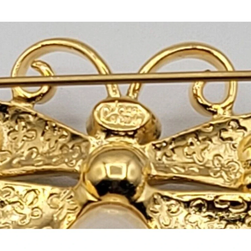 JOAN RIVERS COLORFUL CRYSTAL RHINESTONE FAUX PEARL RED BUTTERFLY BROOCH‎ PIN